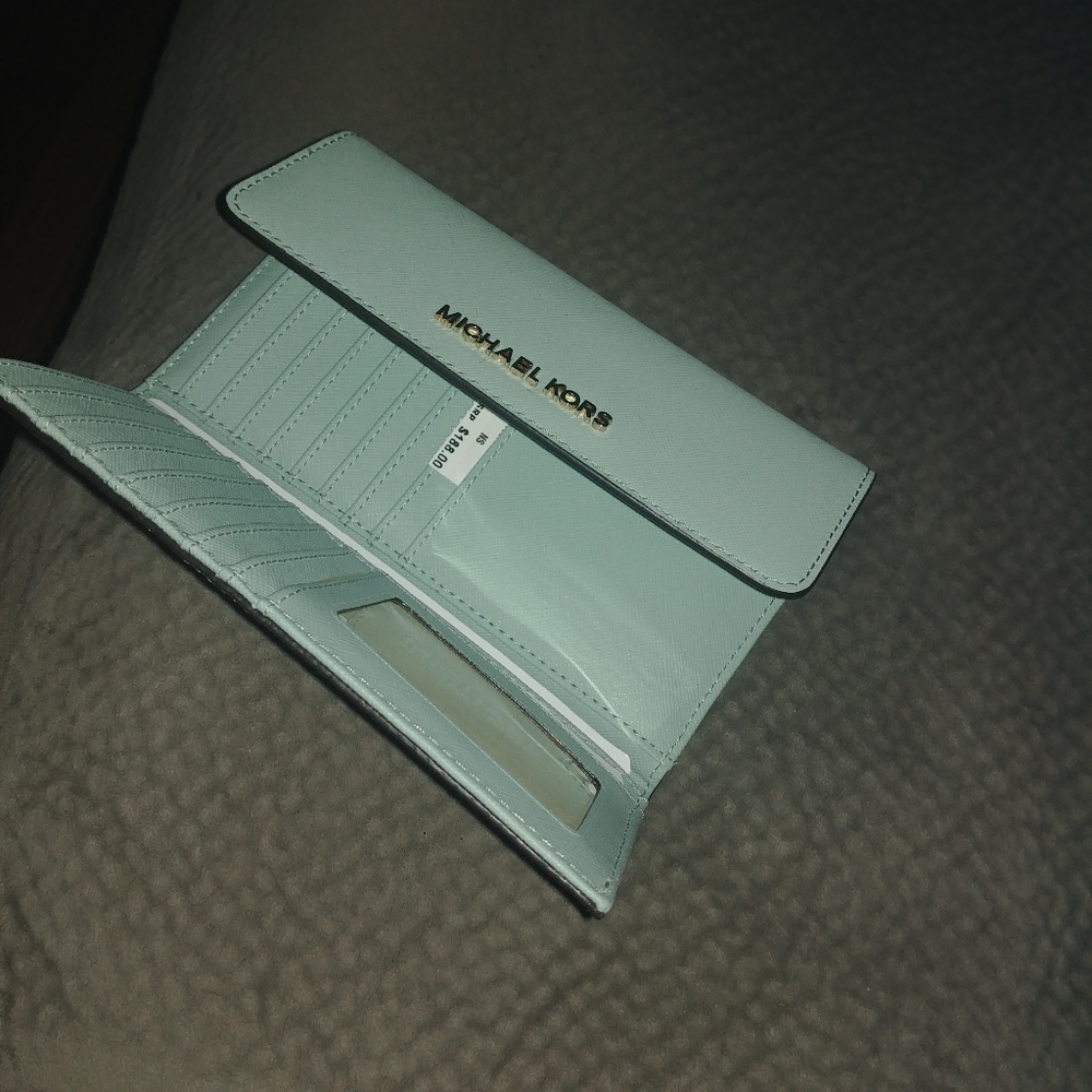 Michael Kors wallet